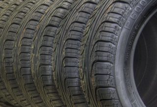 Headley Tyres, Photography by Nick Young / devzen.co.uk